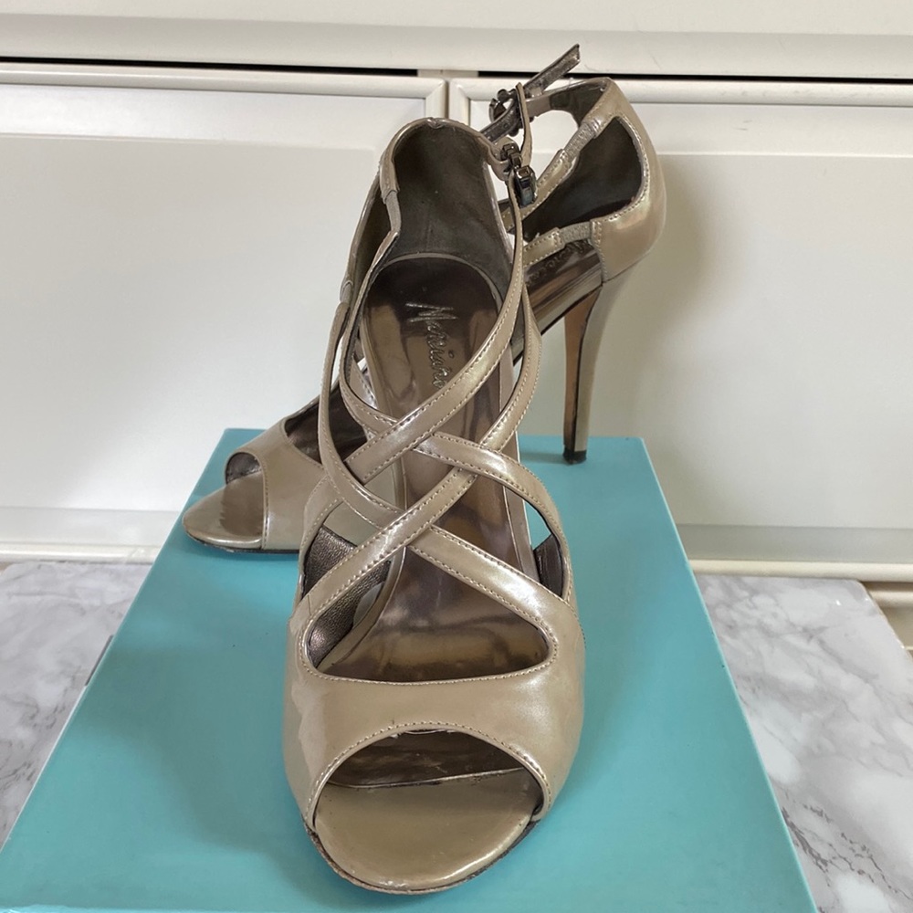 Marciano Chiara Sandal size 7